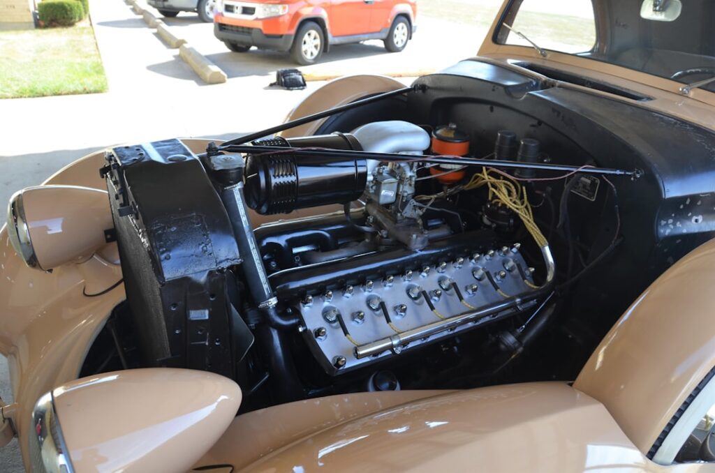 Photo technical inspection car alarm installation